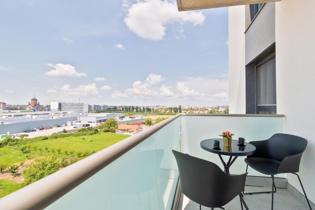 Grand Hill Flats Apartment Oradea Bagian luar foto