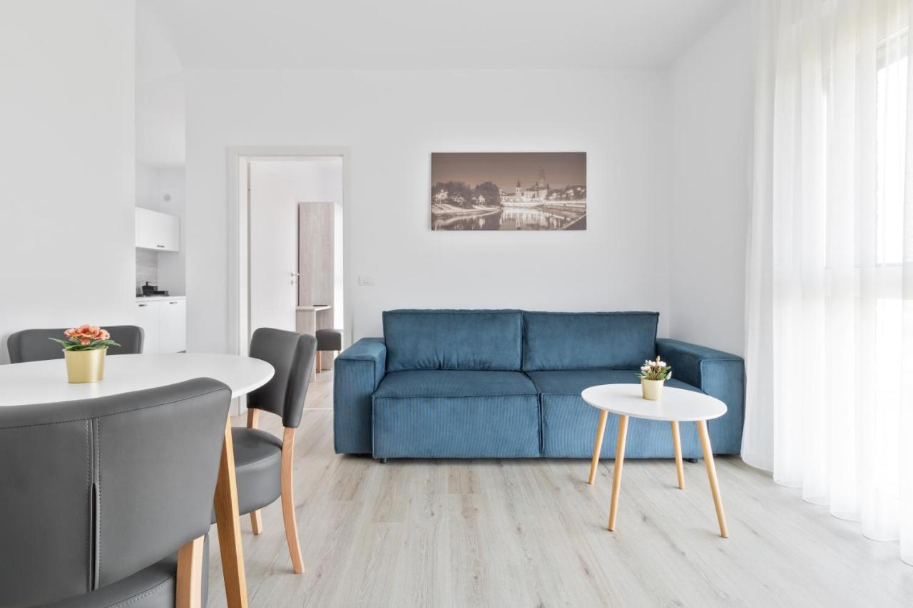 Grand Hill Flats Apartment Oradea Ruang foto