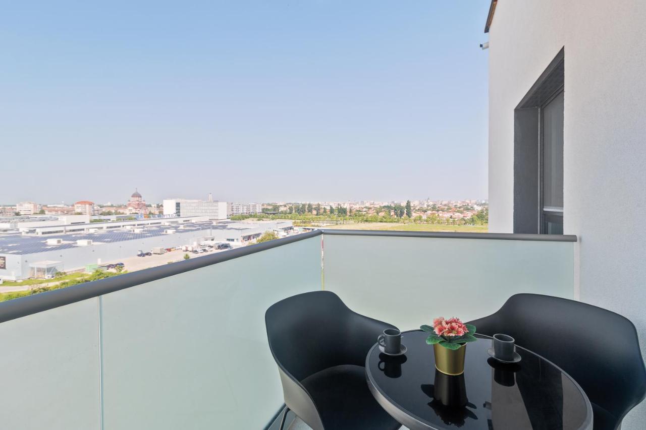 Grand Hill Flats Apartment Oradea Bagian luar foto